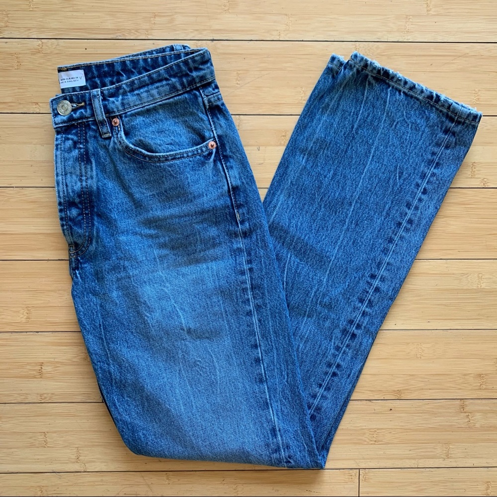 NWOT Zara Mid Rise Straight Leg Full Length Jeans